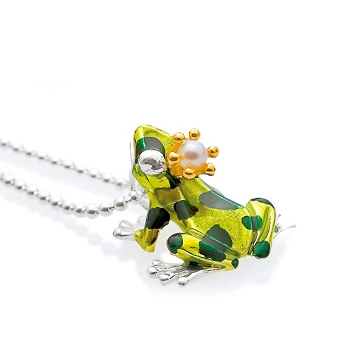 Drachenfels Giftpfeilfroschkönig Pendant medium-sized frog 925 silver with freshwater pearl