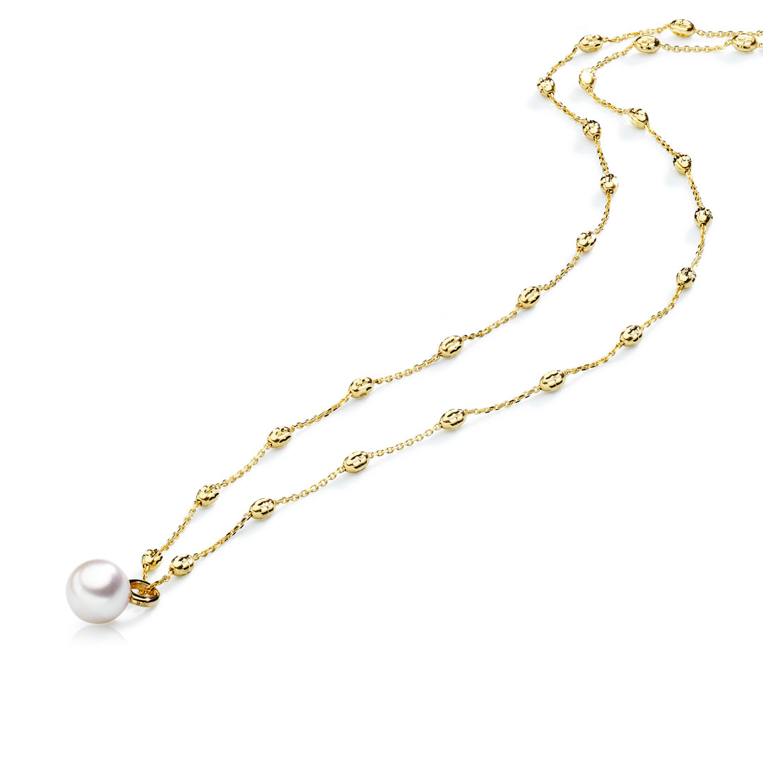 AURONOS Collier de perles en or jaune 18K avec perle d'Akoya 8-8.5mm 45cm