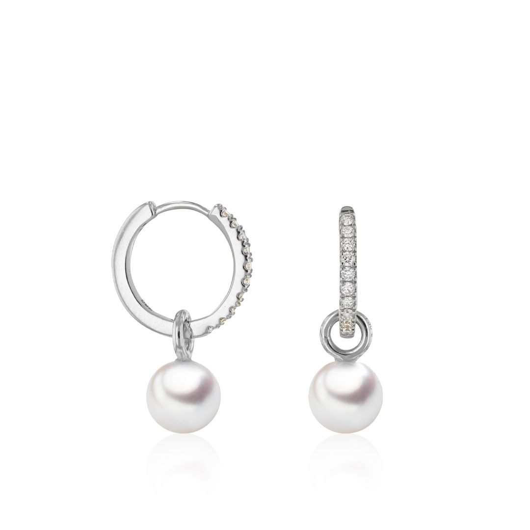 AURONOS Créoles en perles en or blanc 18K avec 20 brillants 0.11ct et perles d'acoya 5.5-6mm