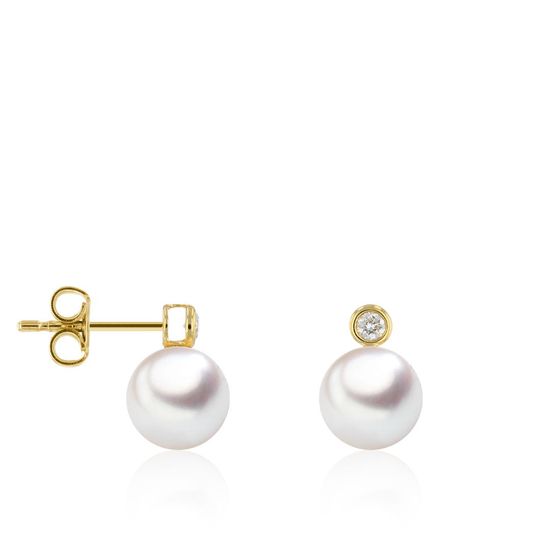 AURONOS Pearl stud earrings in 18k yellow gold with 2 diamonds 0.08ct and Akoya pearls 7.5-8mm