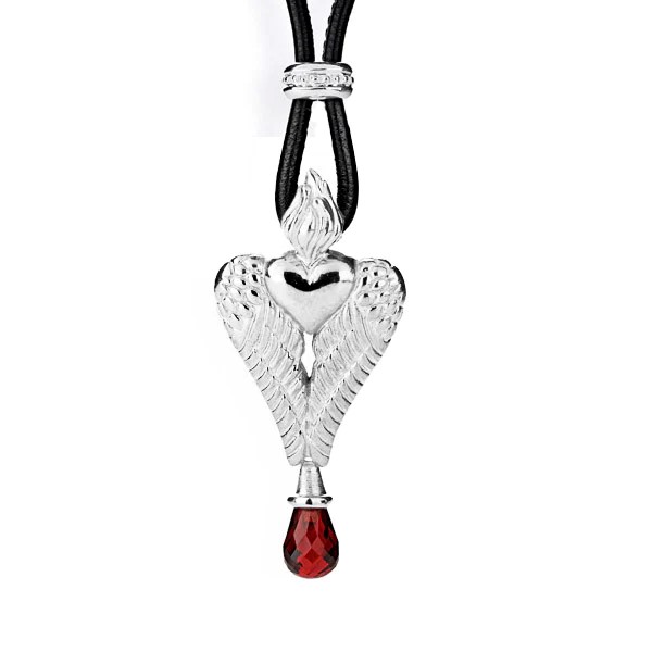 Drachenfels Carpe Diem medium heart pendant made of 925 silver with garnet ramps length 4.7cm width 2.2cm