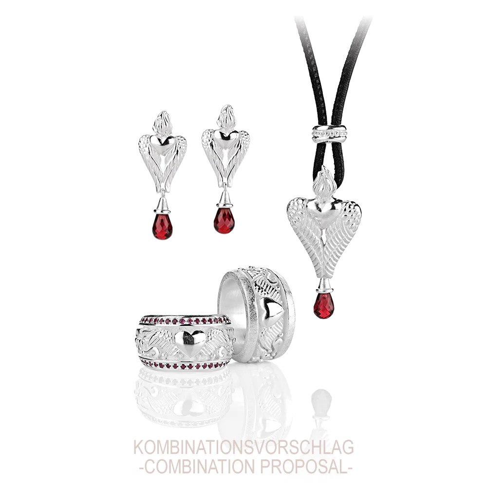 Drachenfels Carpe Diem medium heart pendant made of 925 silver with garnet ramps length 4.7cm width 2.2cm