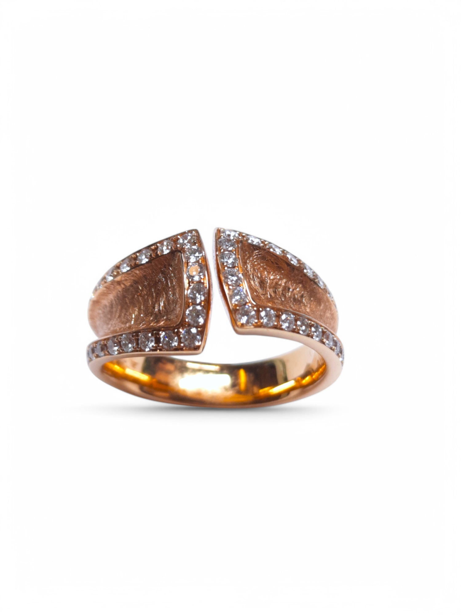 Ring Rotgold mit Brillanten